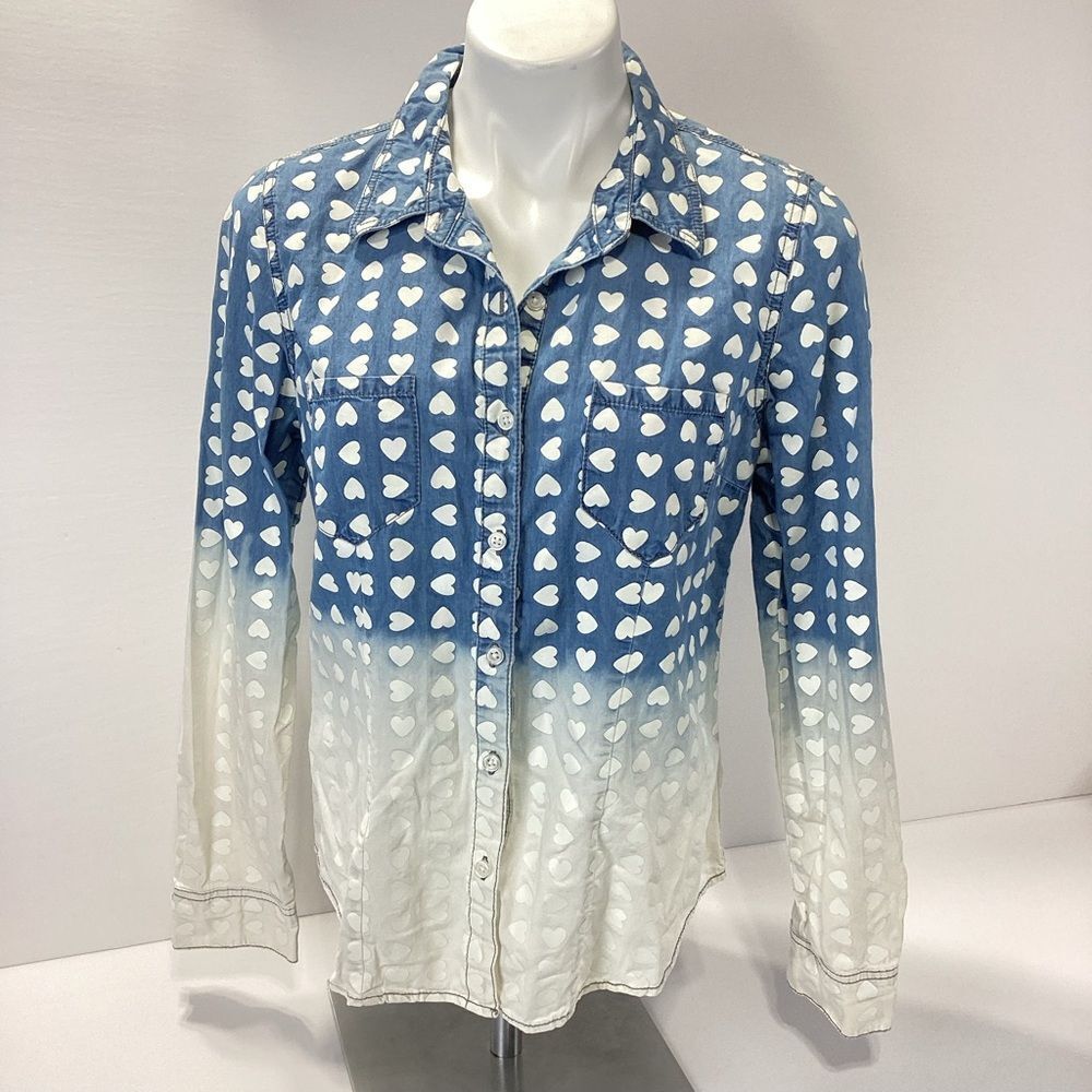 Mossimo Ombré Heart Pattern Shirt Button Front Long Sleeve Large Chambray